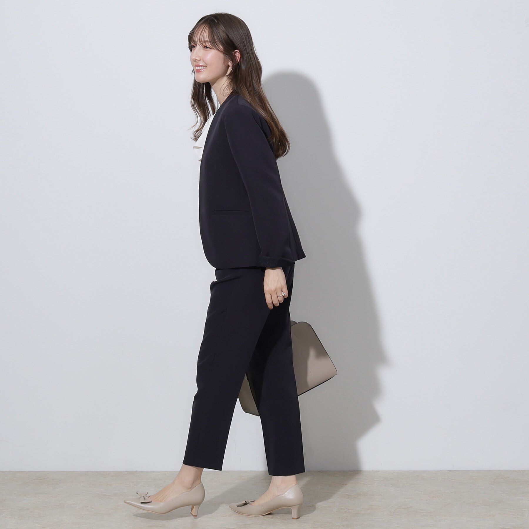 Couture broach「【セレモニーシーン/お仕事にも】ダブルクロスカラーレスジャケット」|ノーカラージャケット|