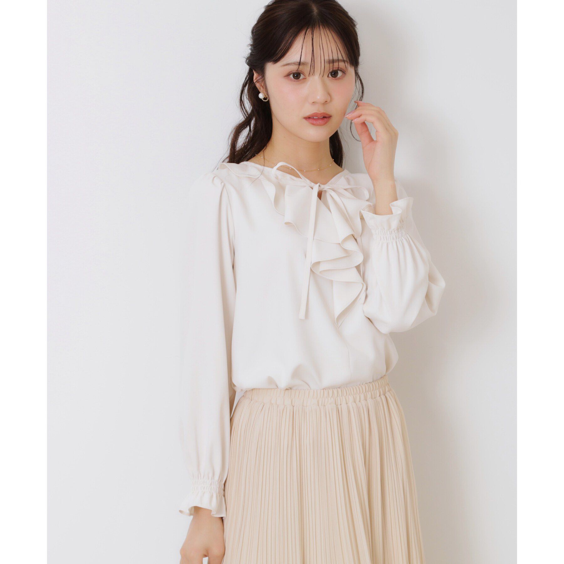 Couture broach「【セレモニーシーン/お仕事にも】ラッフルフリルブラウス」|シャツ・ブラウス|