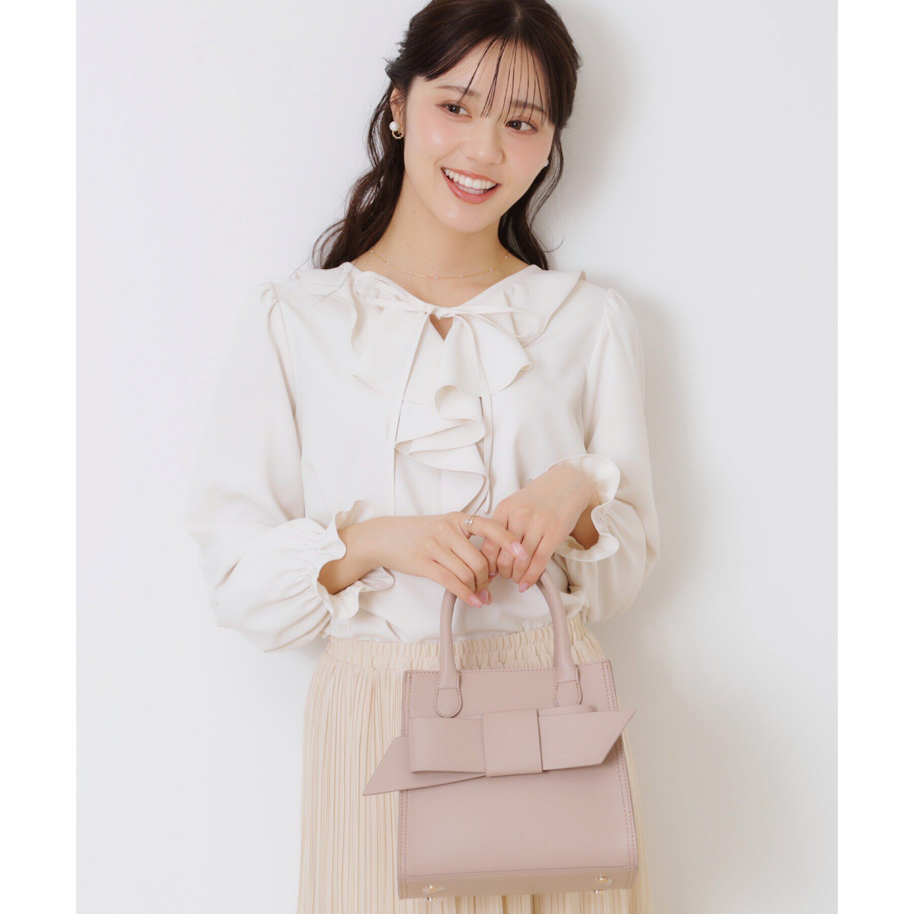 Couture broach「【セレモニーシーン/お仕事にも】ラッフルフリルブラウス」|シャツ・ブラウス|