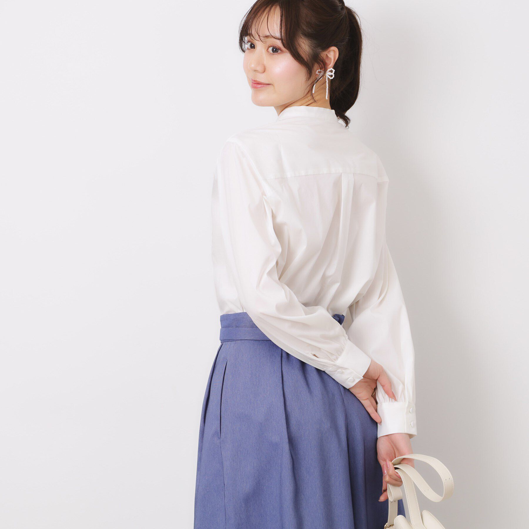 Couture broach「【きれいめ・通勤】ランダムタックレースシャツ」|シャツ・ブラウス|