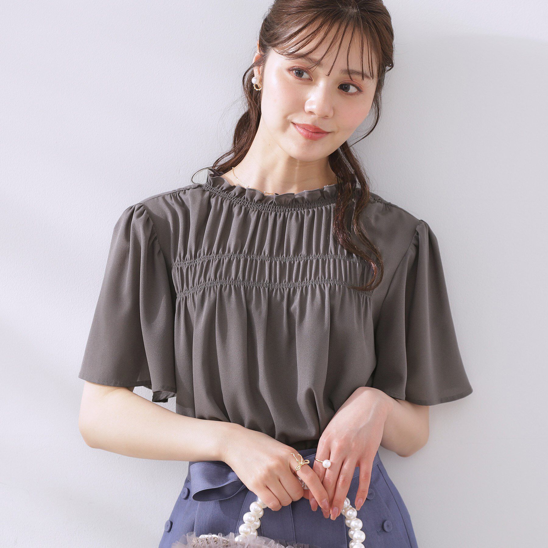 Couture broach「【二の腕カバー・通勤】シャーリングシアーブラウス」|シャツ・ブラウス|