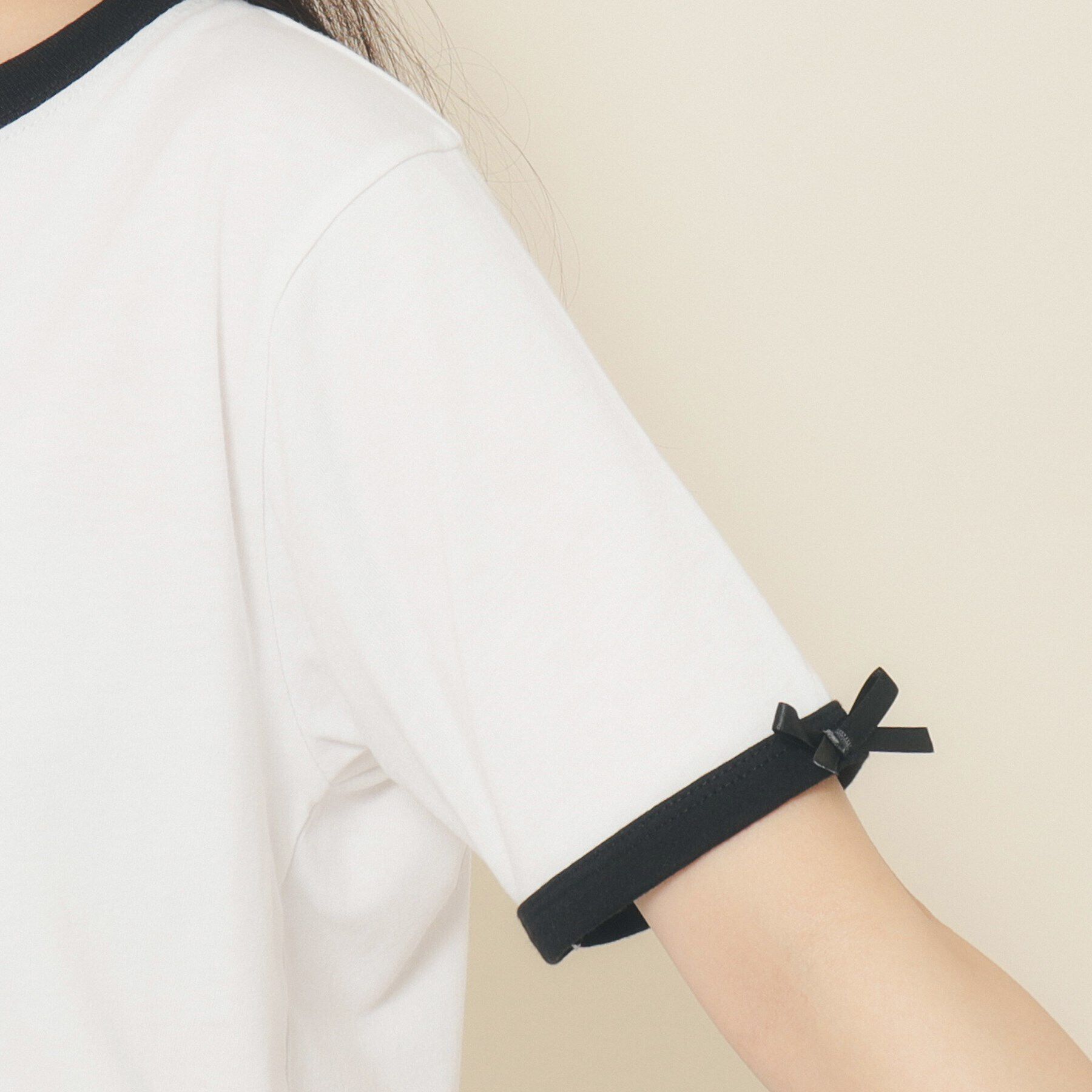 PINK-latte「【130cmあり】フロントロゴ袖リボンリンガーTシャツ」|Tシャツ・カットソー|