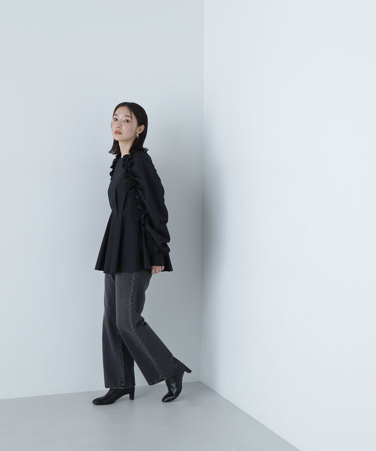  「フリルスリーブペプラムブラウス　24AW」|シャツ・ブラウス|