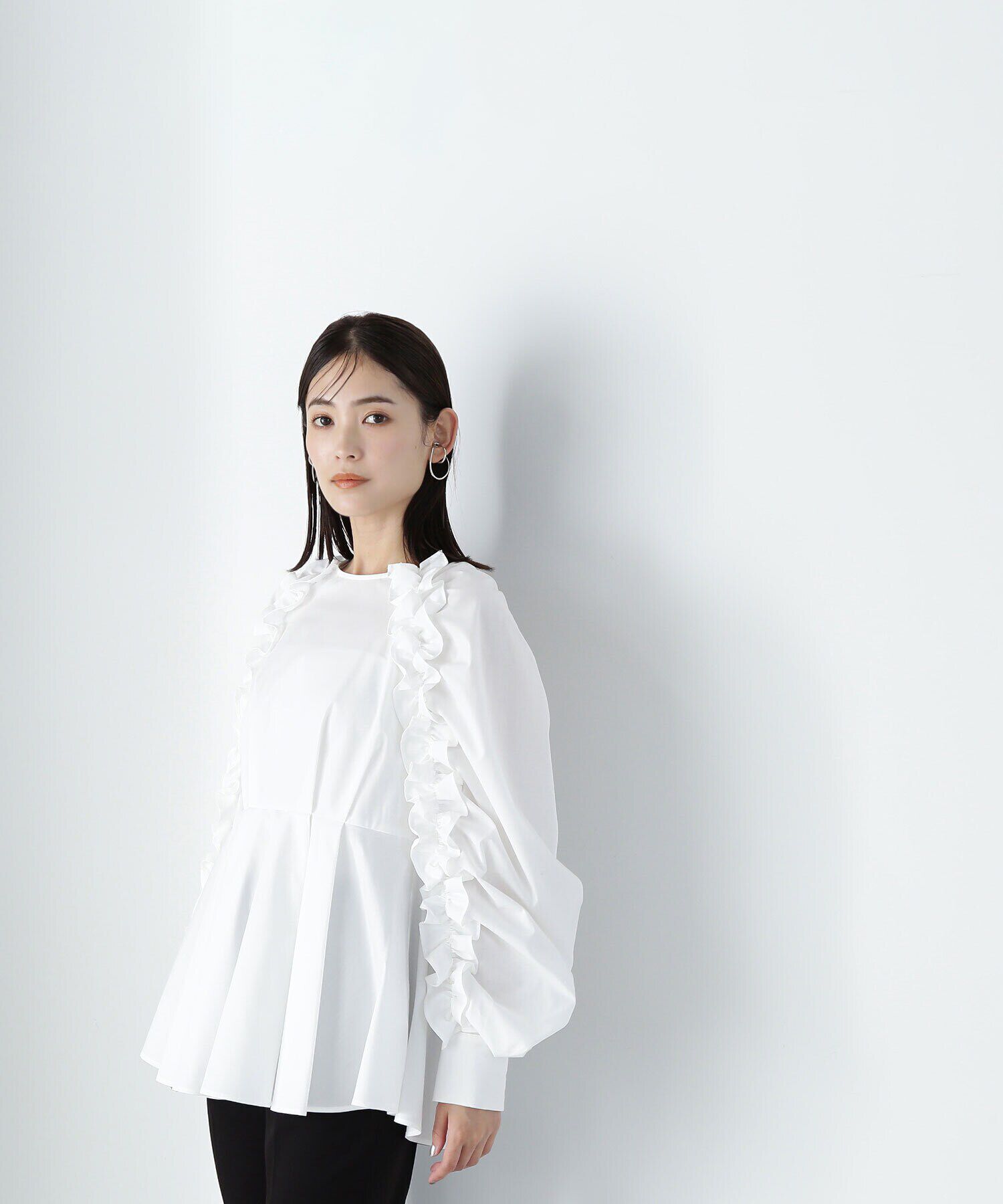  「フリルスリーブペプラムブラウス　24AW」|シャツ・ブラウス|