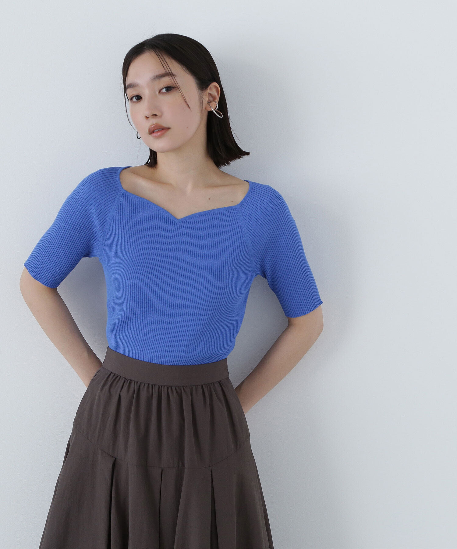  「ラグランハートネックニット」|ニット・セーター|ブルー