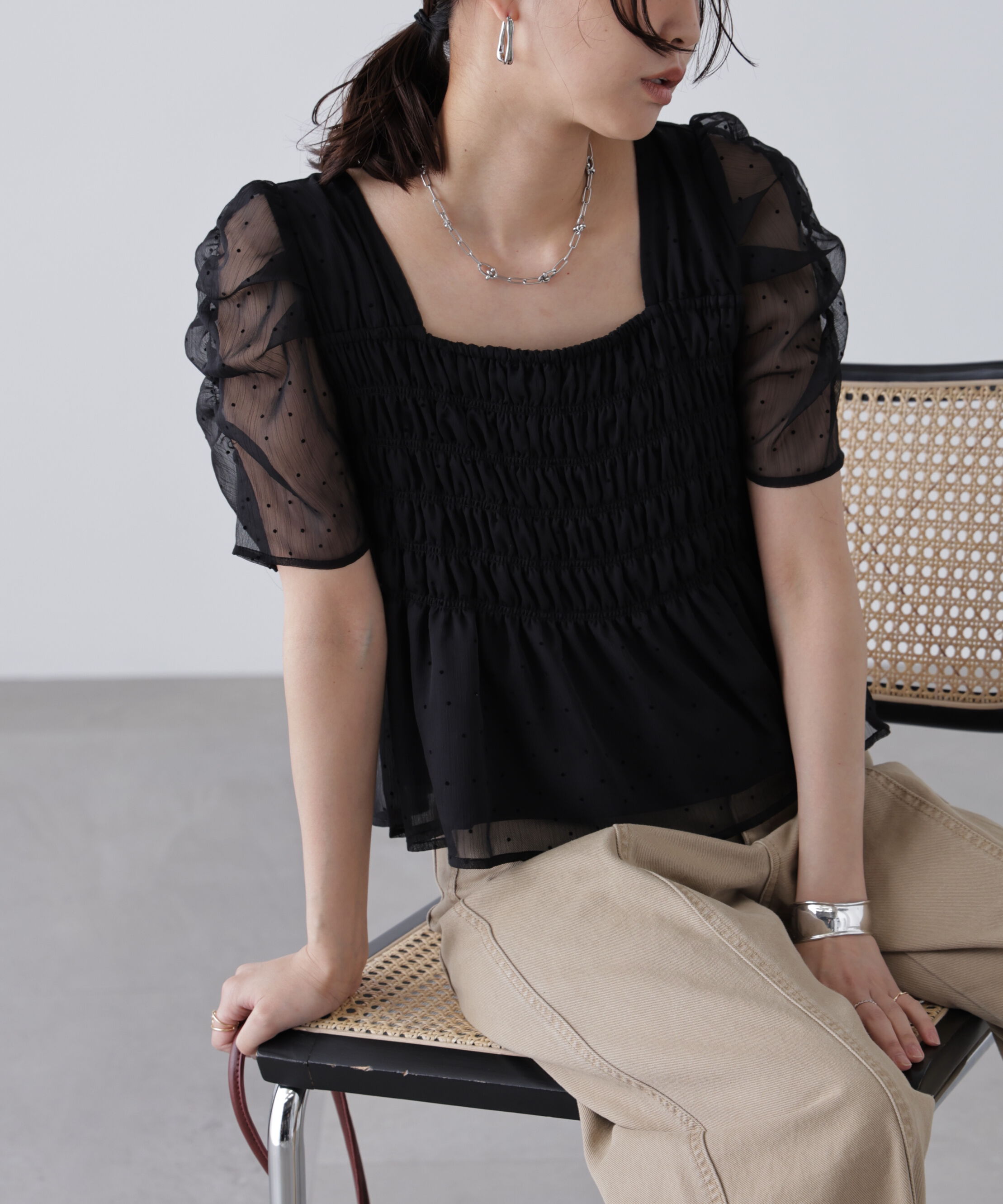  「フロッキードットシャーリングペプラムブラウス」|シャツ・ブラウス|
