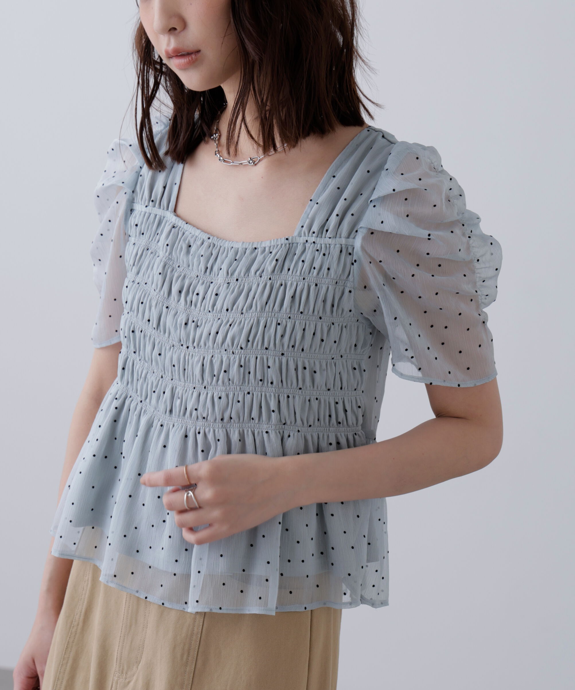  「フロッキードットシャーリングペプラムブラウス」|シャツ・ブラウス|ミントブルー