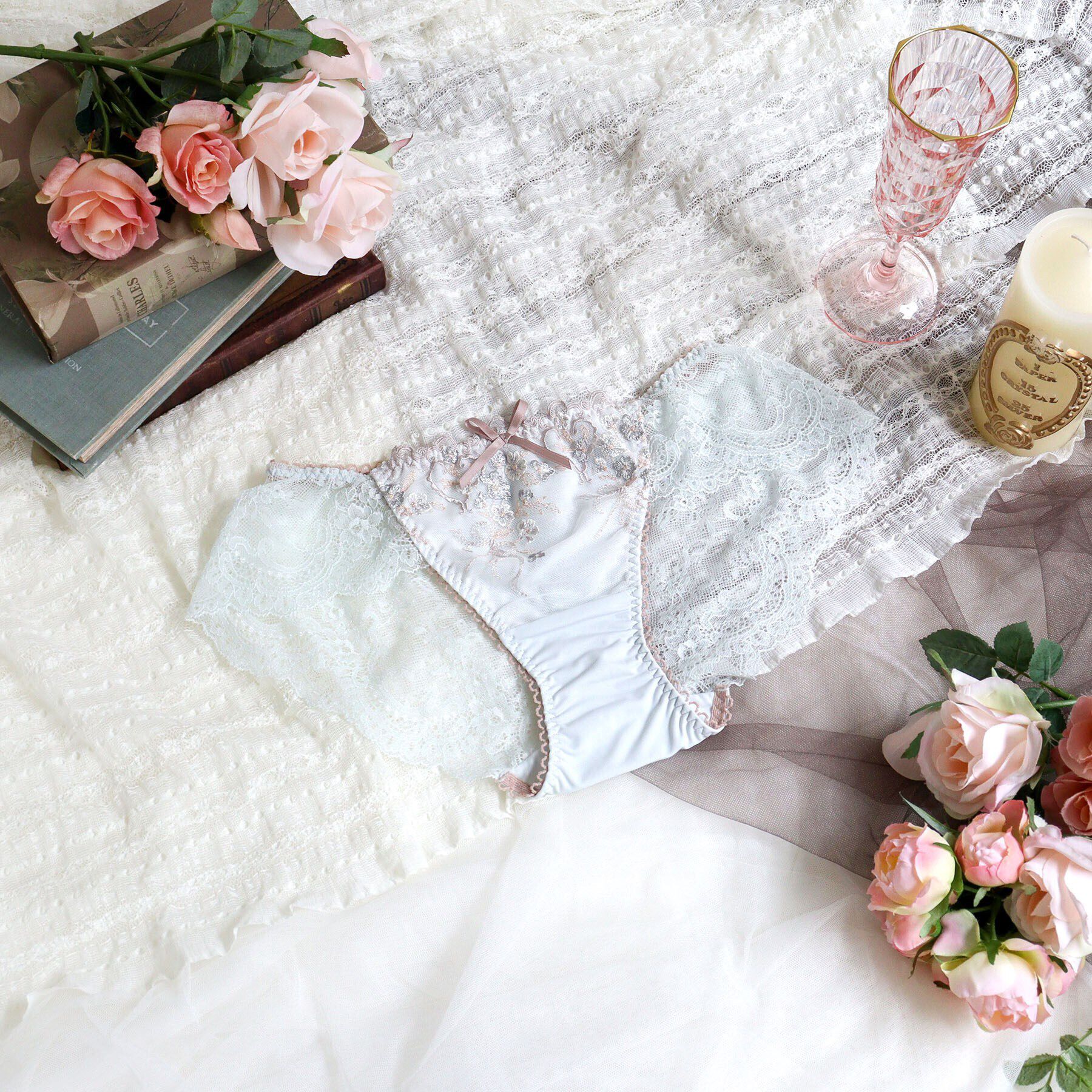 Risa Magli「リア レースショーツ」|インナー|サックスブルー(09