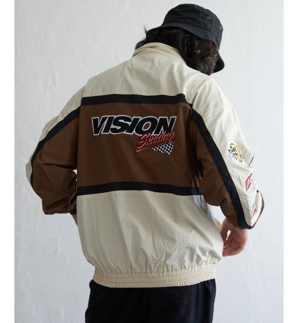 VENCE share style「【ユニセックス】VISION STREET WEAR ヴィジョンストリートウェア スタンドレーシングジャケット」|ブルゾン・スタジャン|オフホワイト