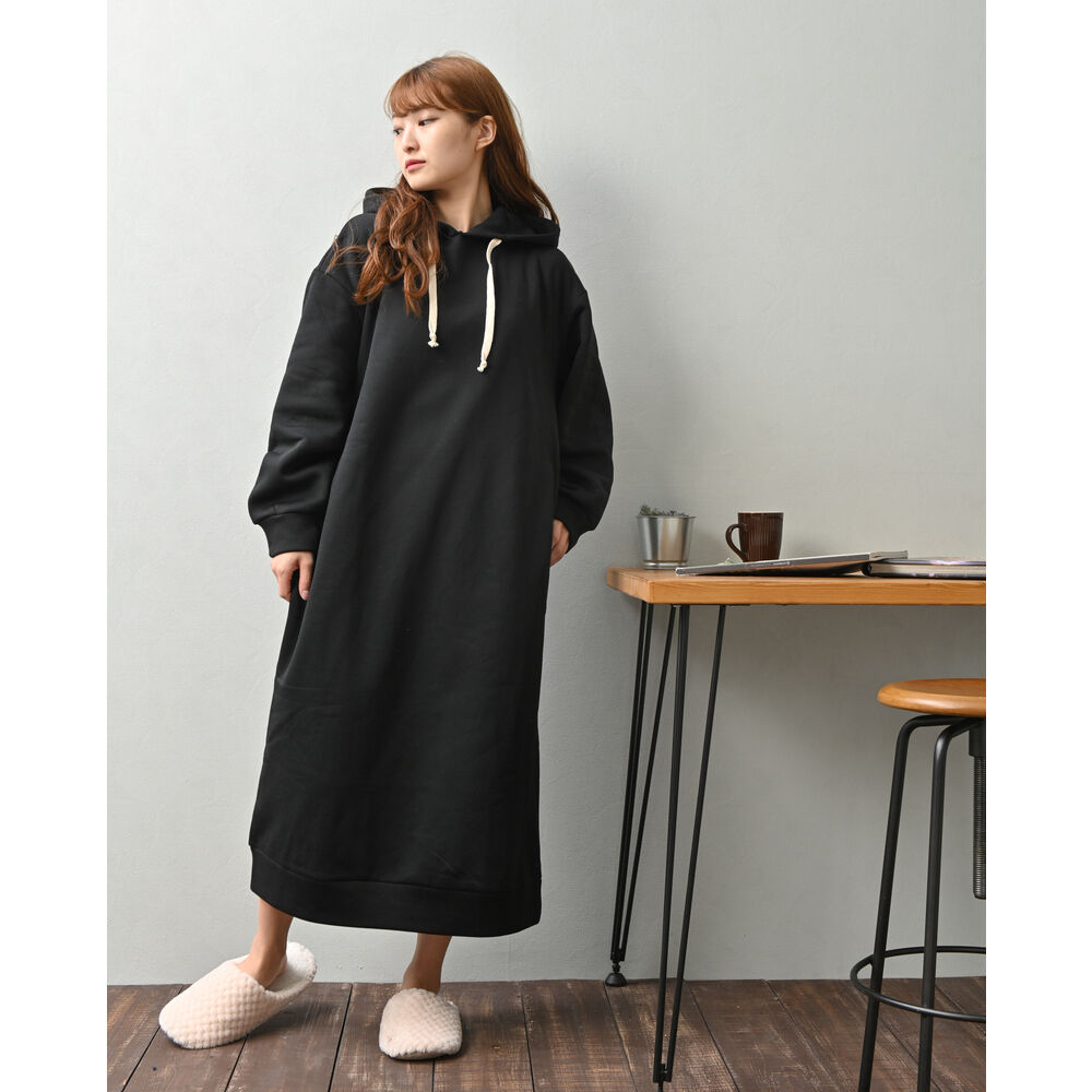 BACKYARD FAMILY「スウェットワンピース ロング 通販 ワンピース 長袖 カジュアル 裏起毛 あったか」|ルームウェア|ブラック1