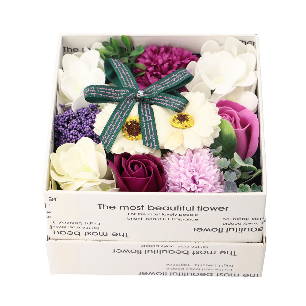 BACKYARD FAMILY「ソープフラワー ボックス 通販 入浴剤 フレグランスボックスアレンジ バスフレグランス 花の形」|入浴剤・バスグッズ|ホワイト1