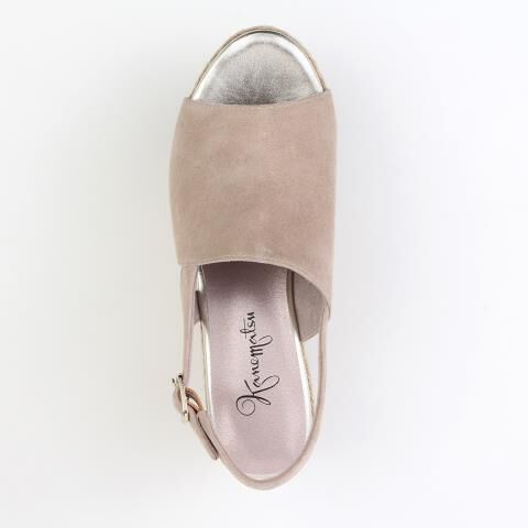 銀座かねまつ「OM250427SUEBEG 【本革】ウェッジヒールサンダル」|サンダル|