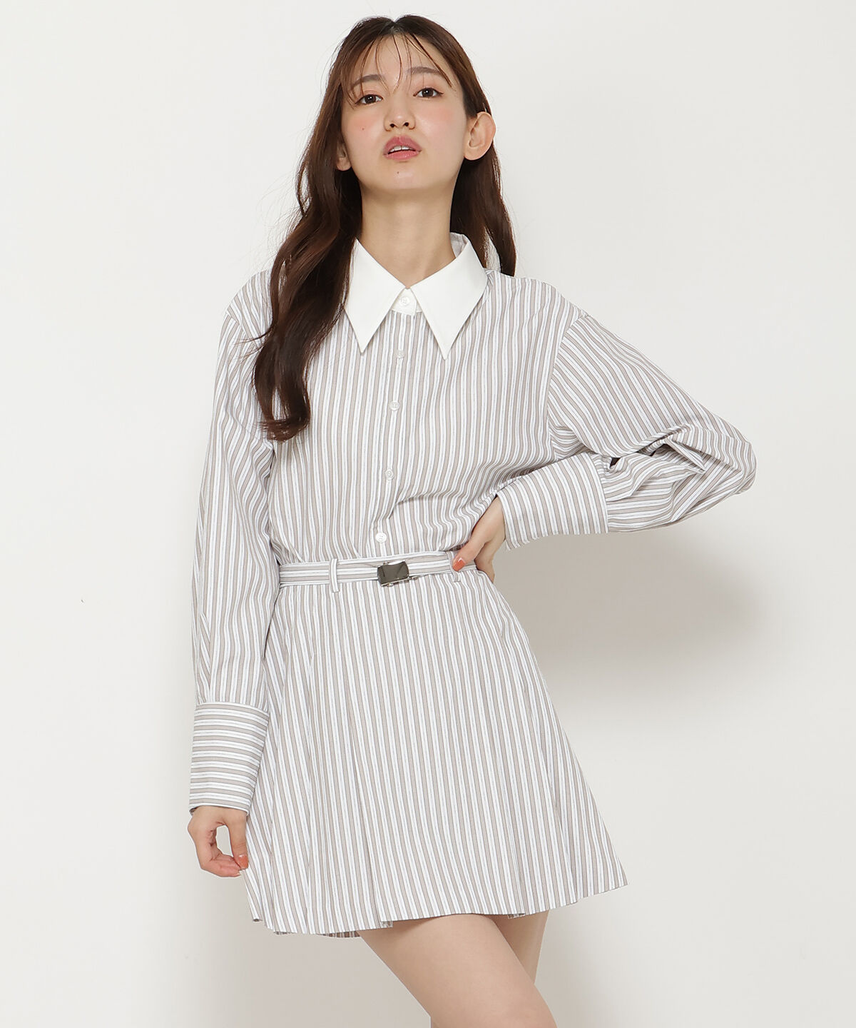 REDYAZEL「ストライププリーツショートスカパン」|キュロット|ベージュ