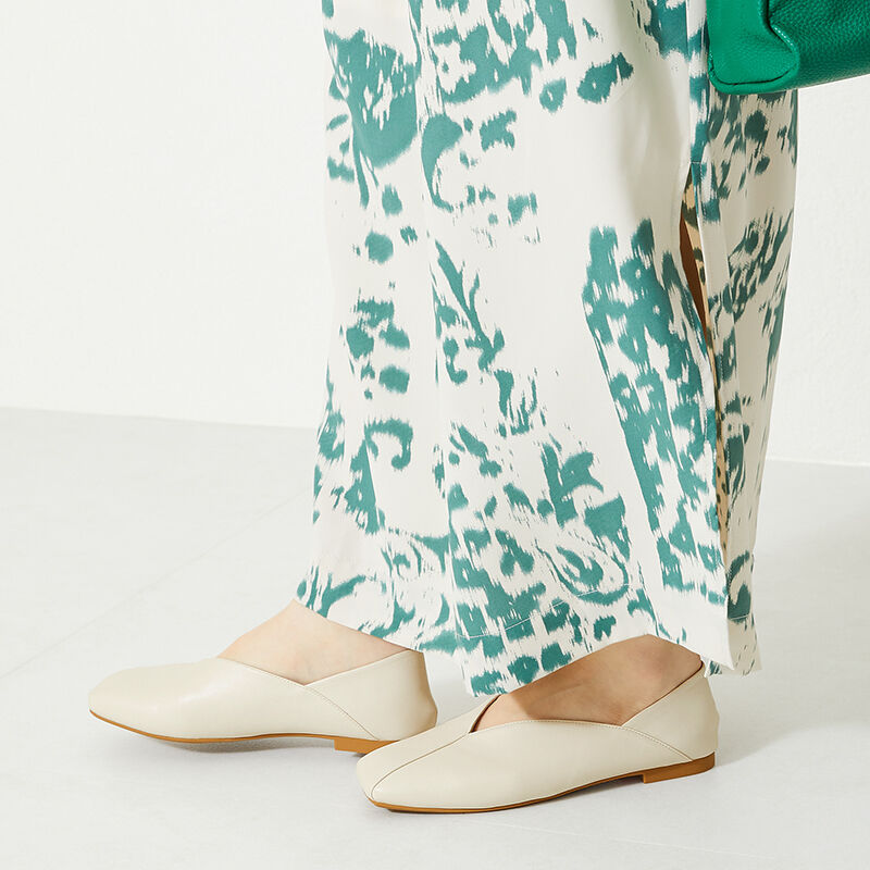 ORiental TRaffic「【アウトレット価格】スクエアトゥバブーシュ/R-3211 パンプス バブーシュ 柔らかい 人気 トレンド」|パンプス|