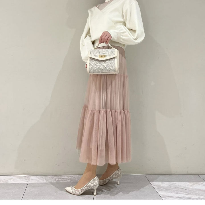 ダイアナ「≪ブーケコレクション≫　パンプス　EM16156」|パンプス|