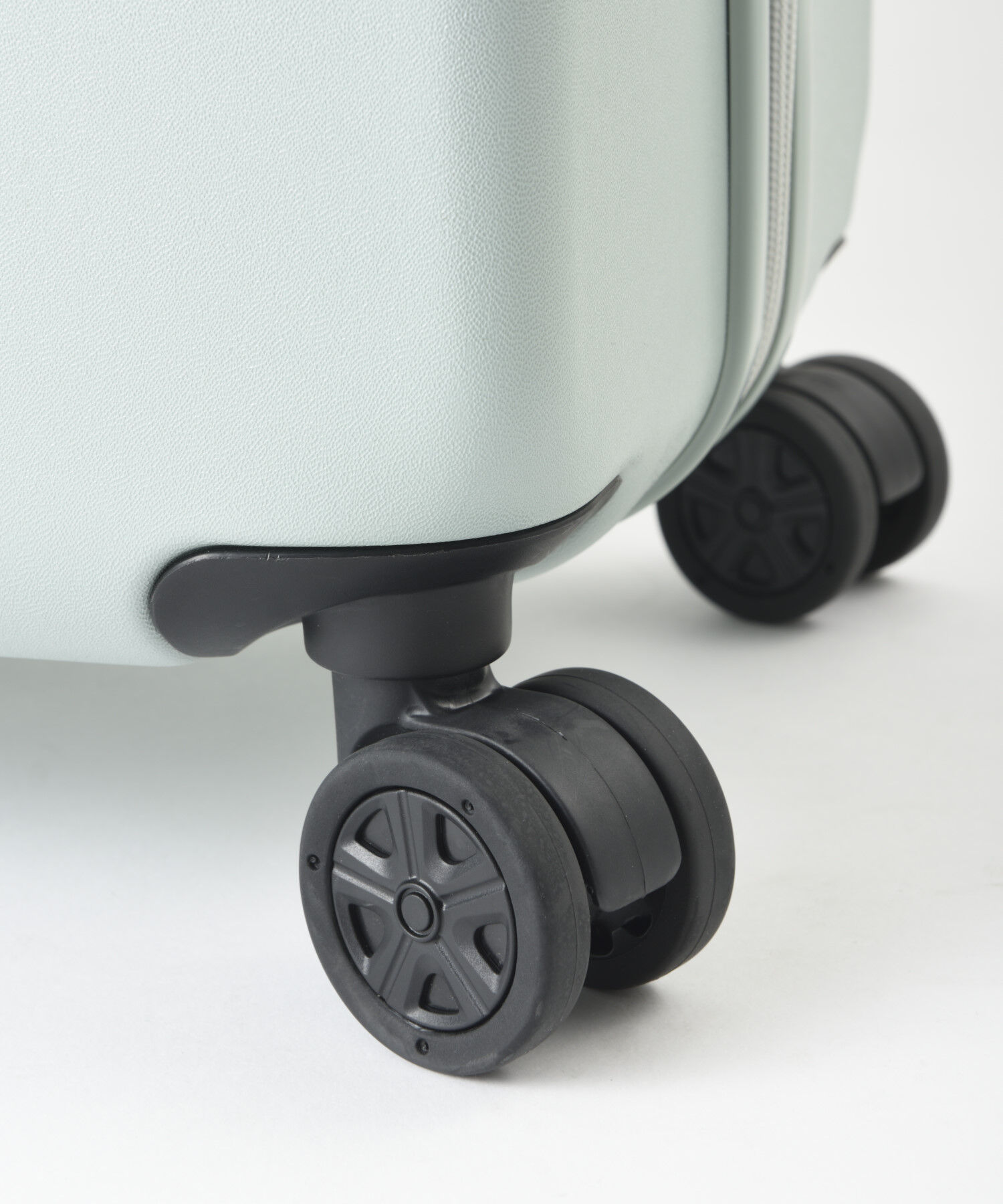 MILESTO「MILESTO UTILITY  ハードキャリー75L ストッパー付」|キャリーケース|