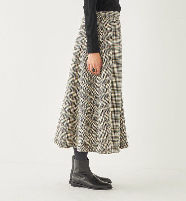 SHIPS Colors 「SHIPS Colors:〈洗濯機可能〉チェック プリント アシンメトリー フレア スカート」|フレア|