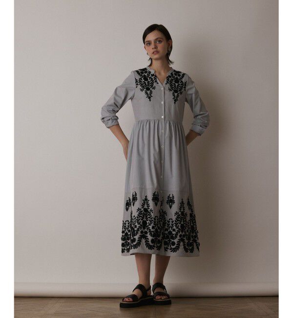  「ストライプ刺繍ワンピース」|ワンピース|