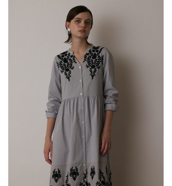  「ストライプ刺繍ワンピース」|ワンピース|