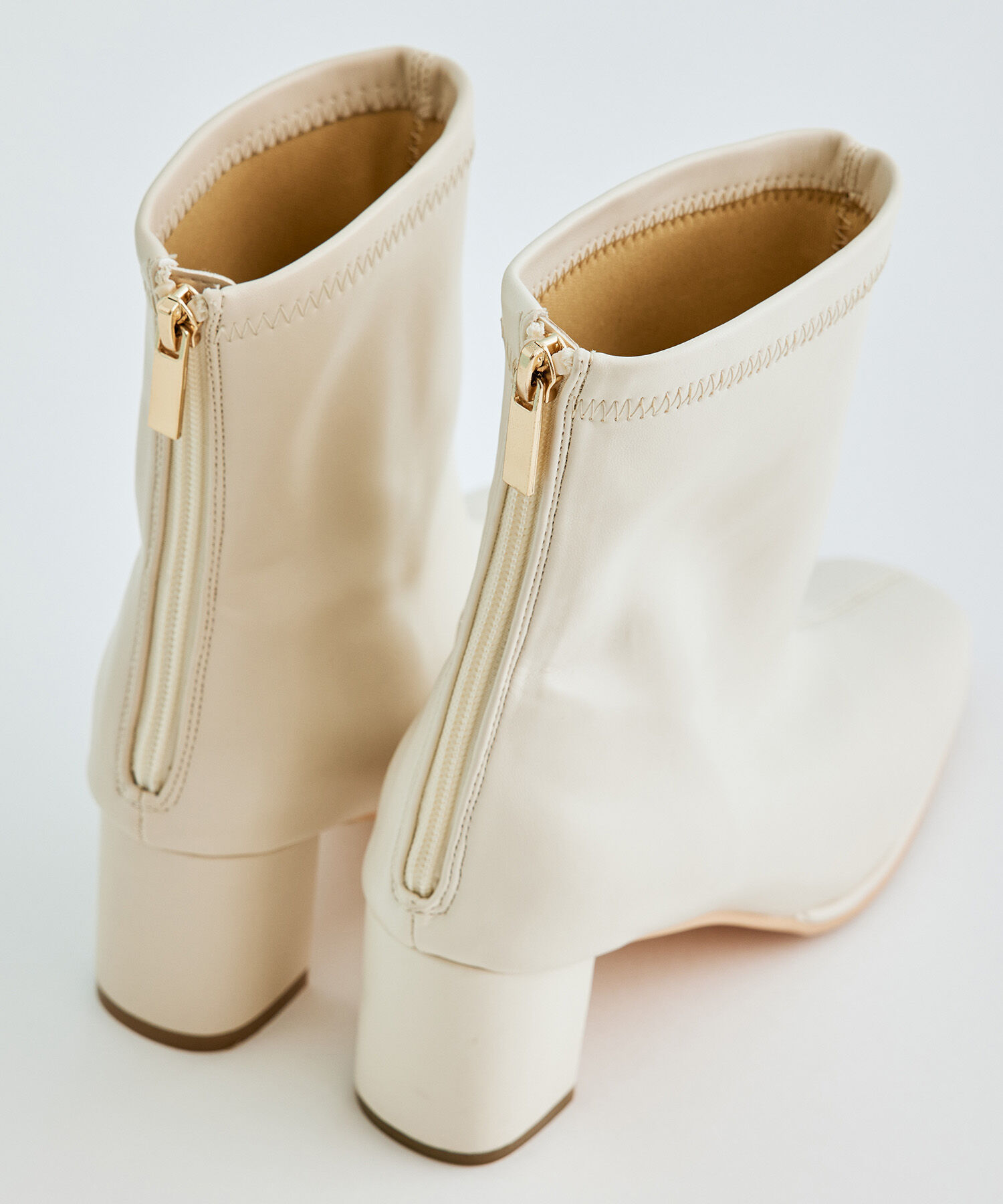 Juze「柔らかく足にフィット。スクエアトゥストレッチブーツ」|その他|