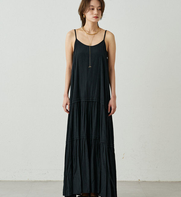  「【3サイズ展開】サテンティアードキャミワンピース」|ワンピース|