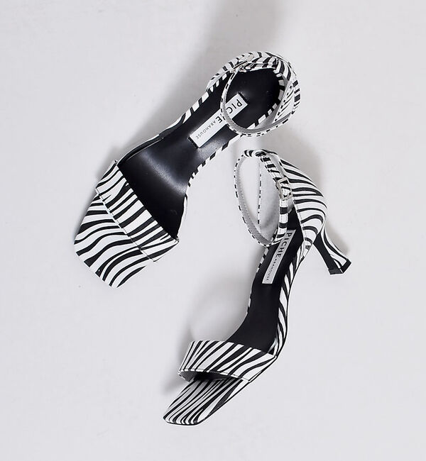 AU BANNISTER「アンクルストラップ スクエアトゥサンダル」|サンダル|