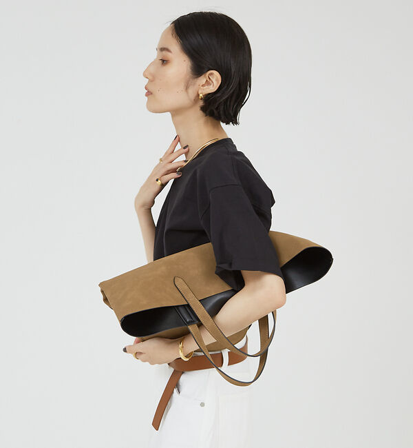 The Store by C' 「【TOTEME】Twisted Jersey Tee／ツイストジャージTシャツ」|Tシャツ・カットソー|