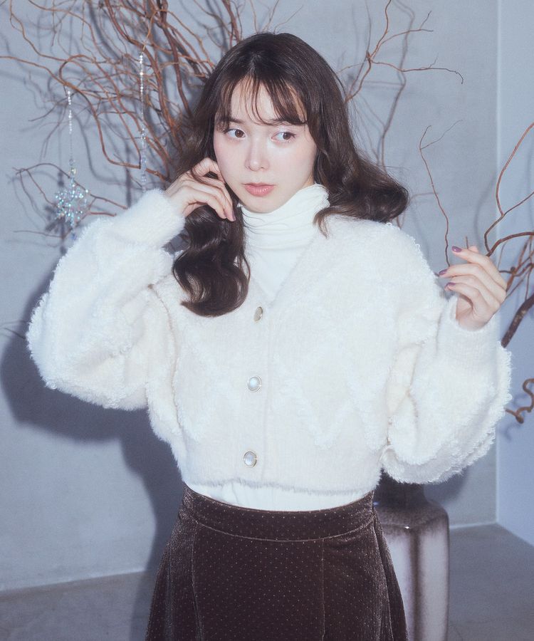 earth music&ecology「シャギーダイヤ柄ショートニットカーディガン」|カーディガン|Light beige