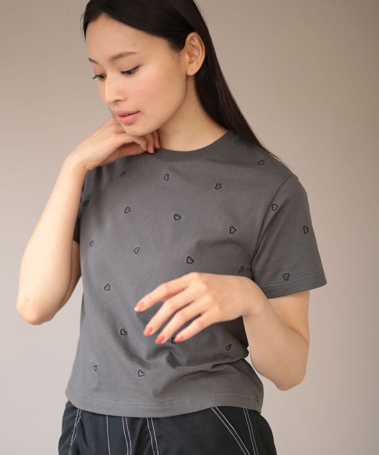 Green Parks「・DOUBLE FLAGS ハート総柄刺繍TEE」|Tシャツ・カットソー|