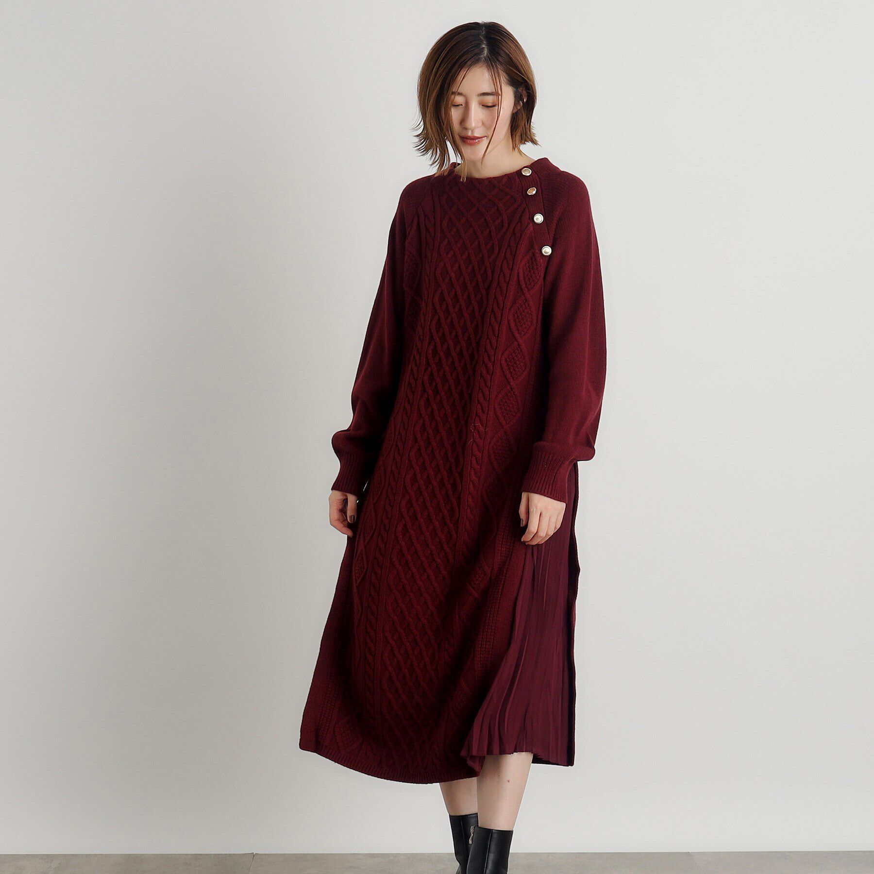 grove「ケーブルサイドプリーツニットワンピース」|ワンピース|ボルドー(064)