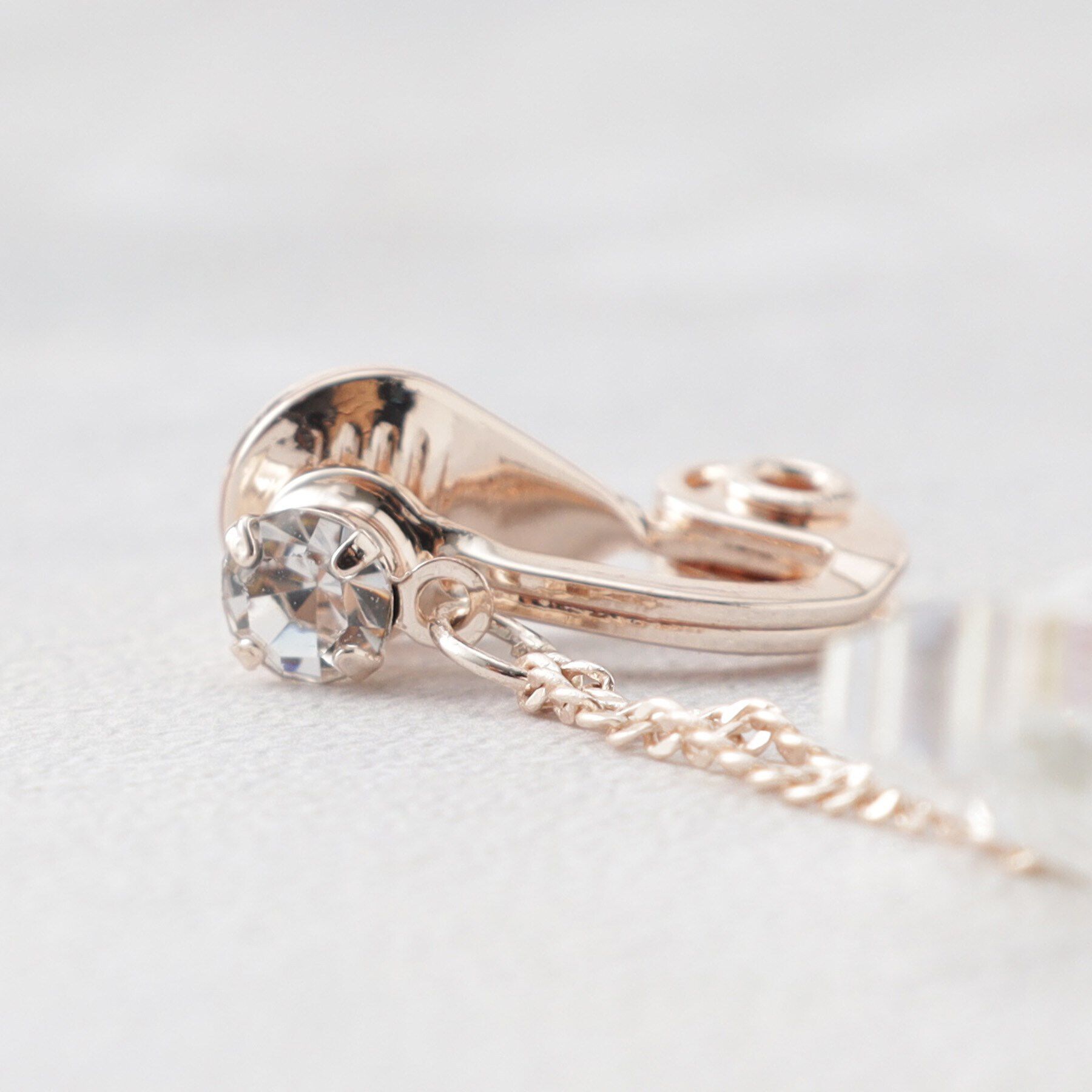 grove「痛くなりにくいガラスフラワーイヤリング」|イヤリング|