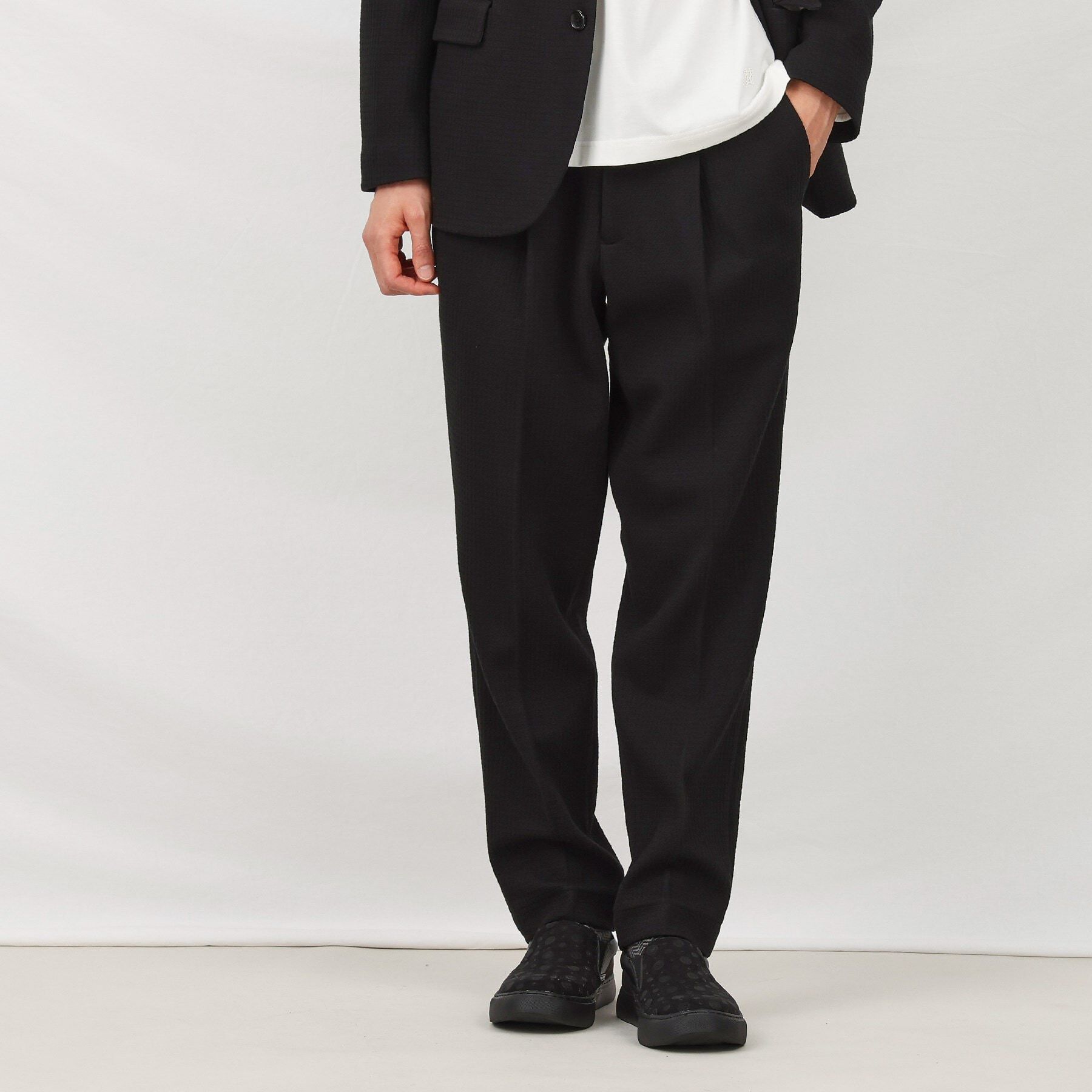 TAKEO KIKUCHI「【抗菌防臭】クロスウィーブ イージースラックス」|その他|ブラック(019)