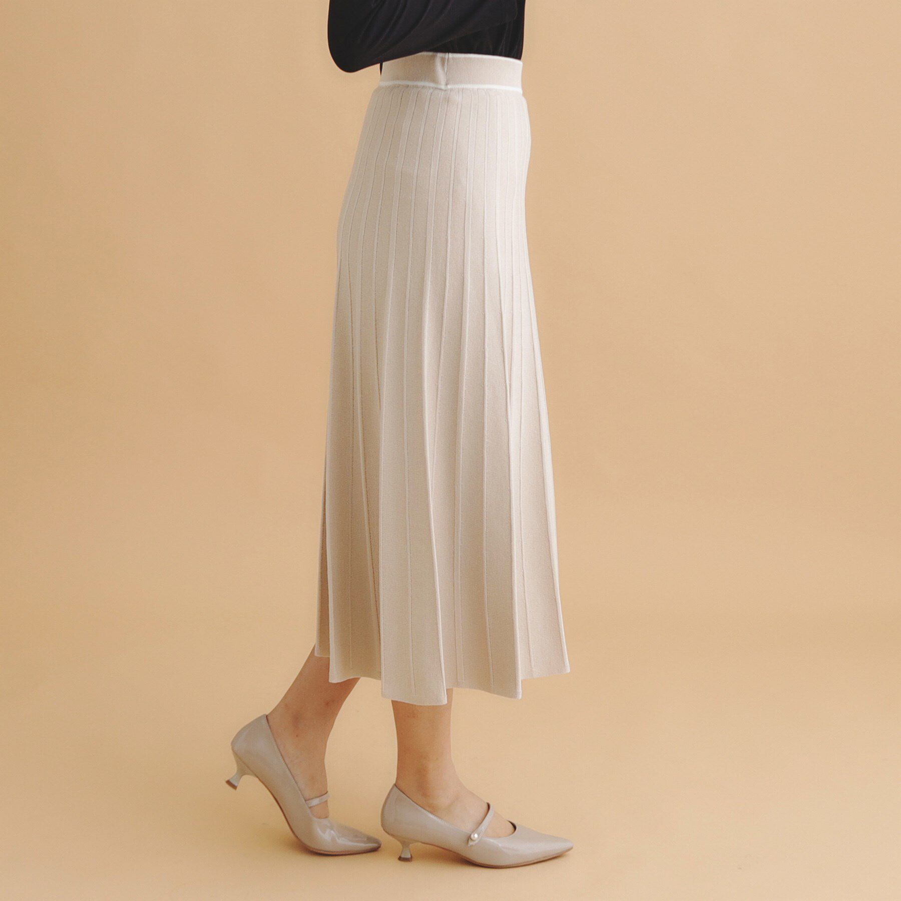 index「バイカラーフレアスカート/ニットアップ対応【洗濯機洗い可/抗ピル】」|スカート|