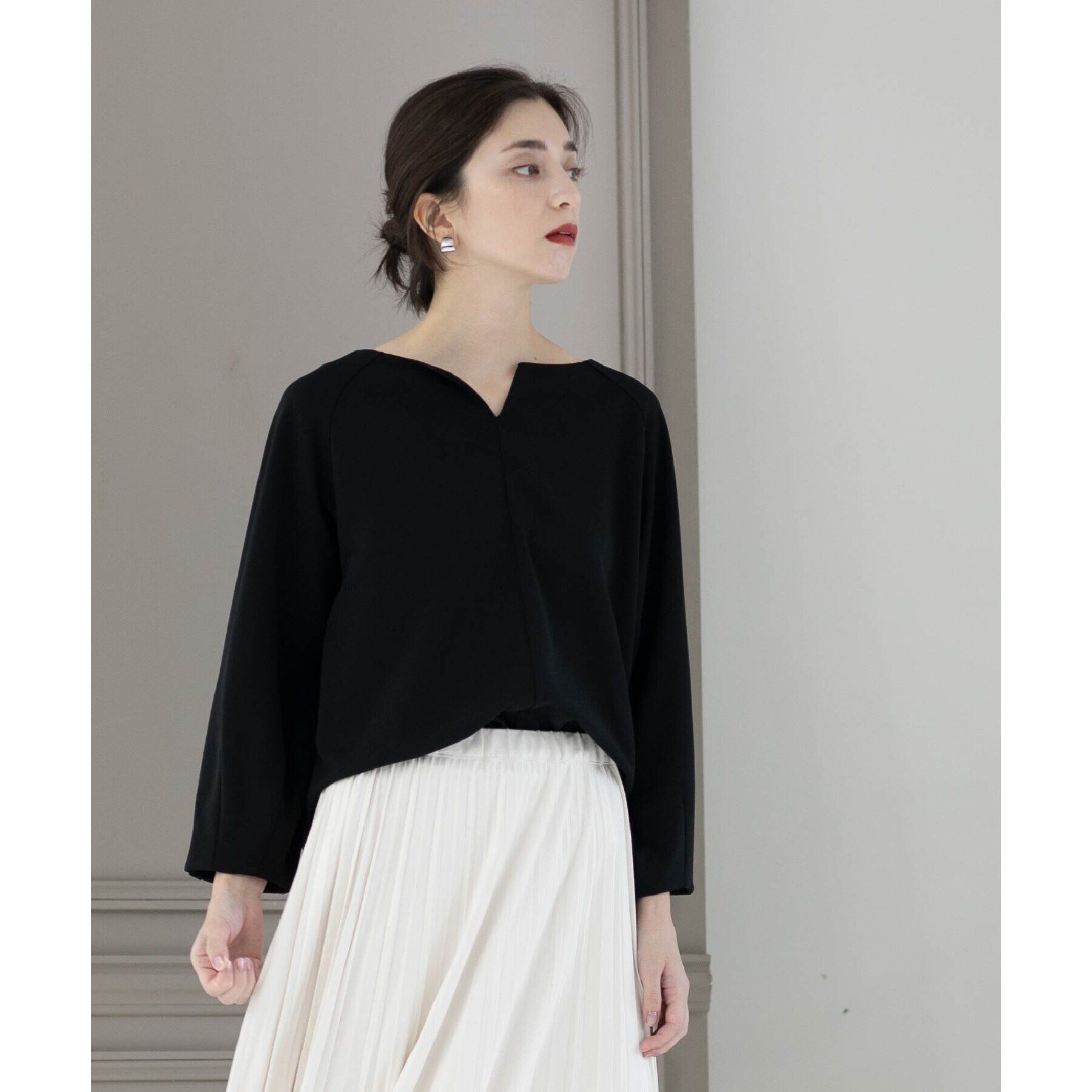 OPAQUE.CLIP「UV 袖口金ボタンキーネックトップス【吸水速乾/洗濯機洗い可】」|Tシャツ・カットソー|