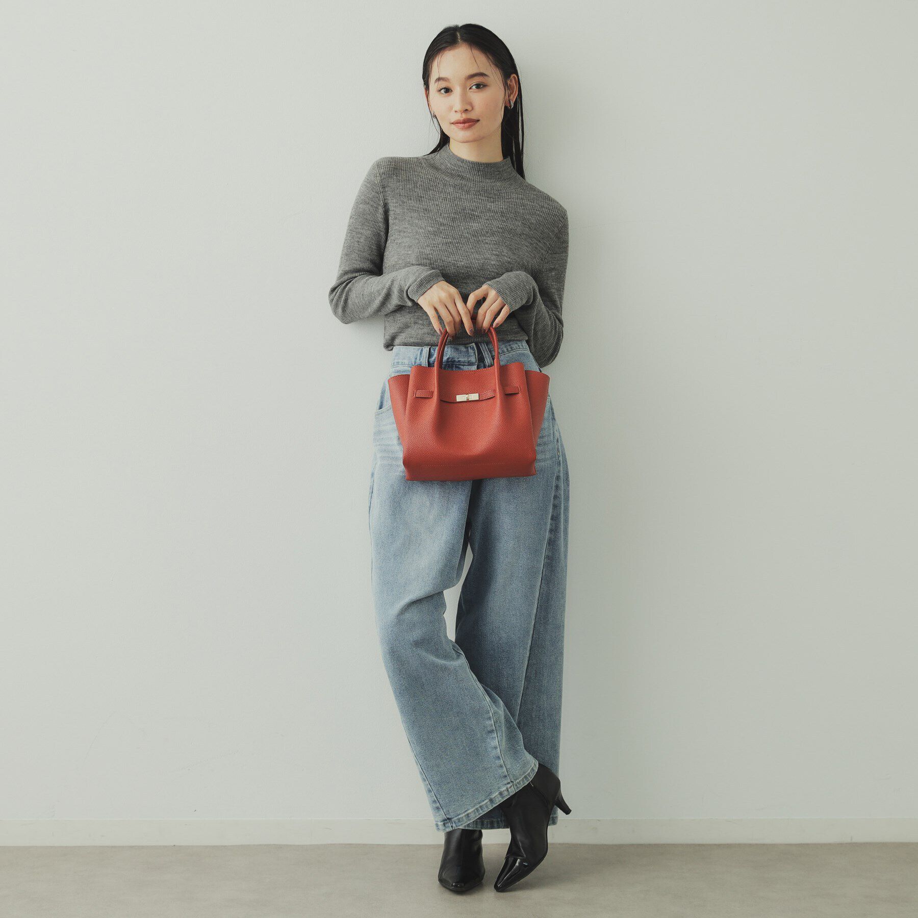 OPAQUE.CLIP「【軽量／2WAY／通勤対応】フロントベルトデザインミドルトートバッグ」|トートバッグ|