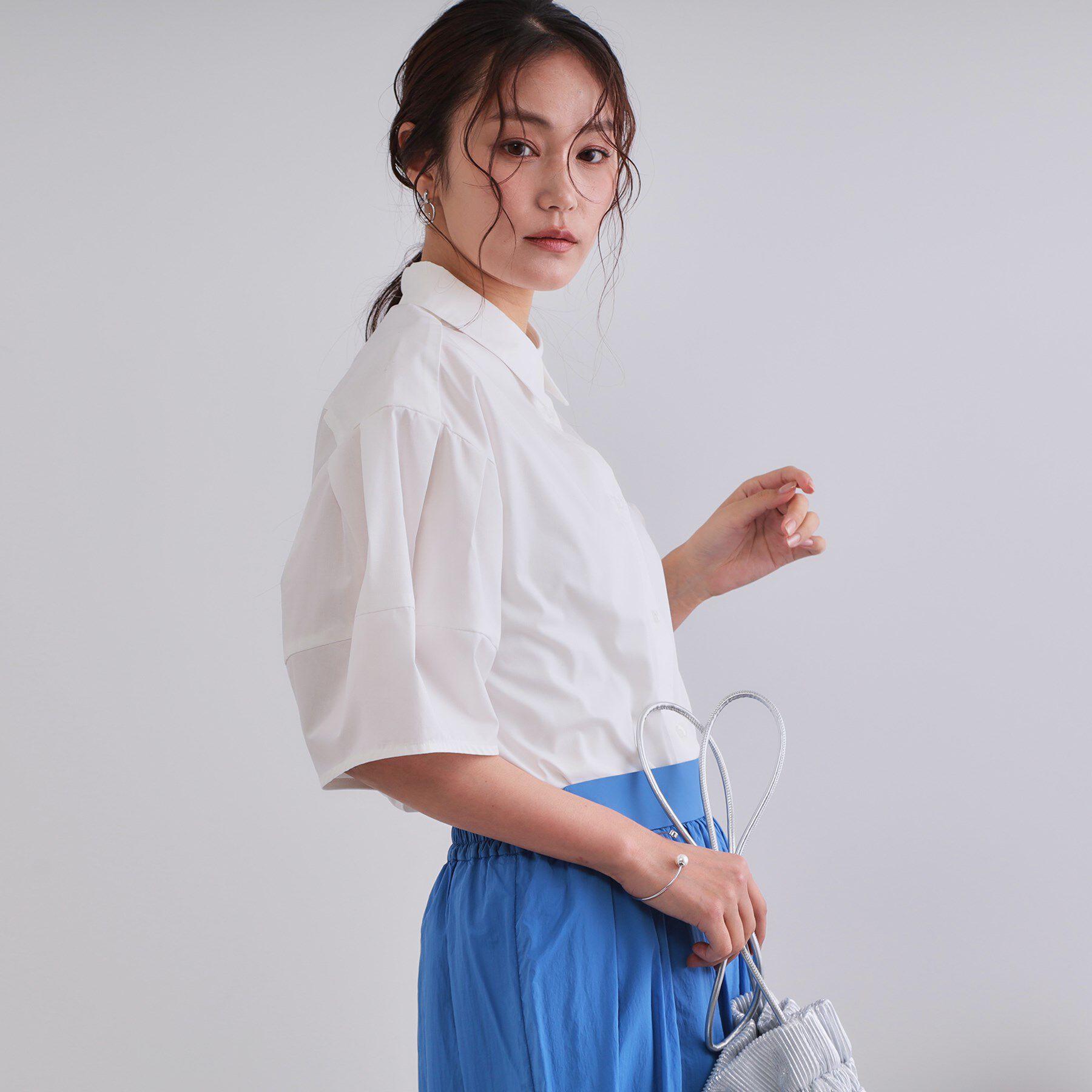 OPAQUE.CLIP「《美人百花掲載》ランタンスリーブシャツ【洗濯機洗い可】」|シャツ・ブラウス|