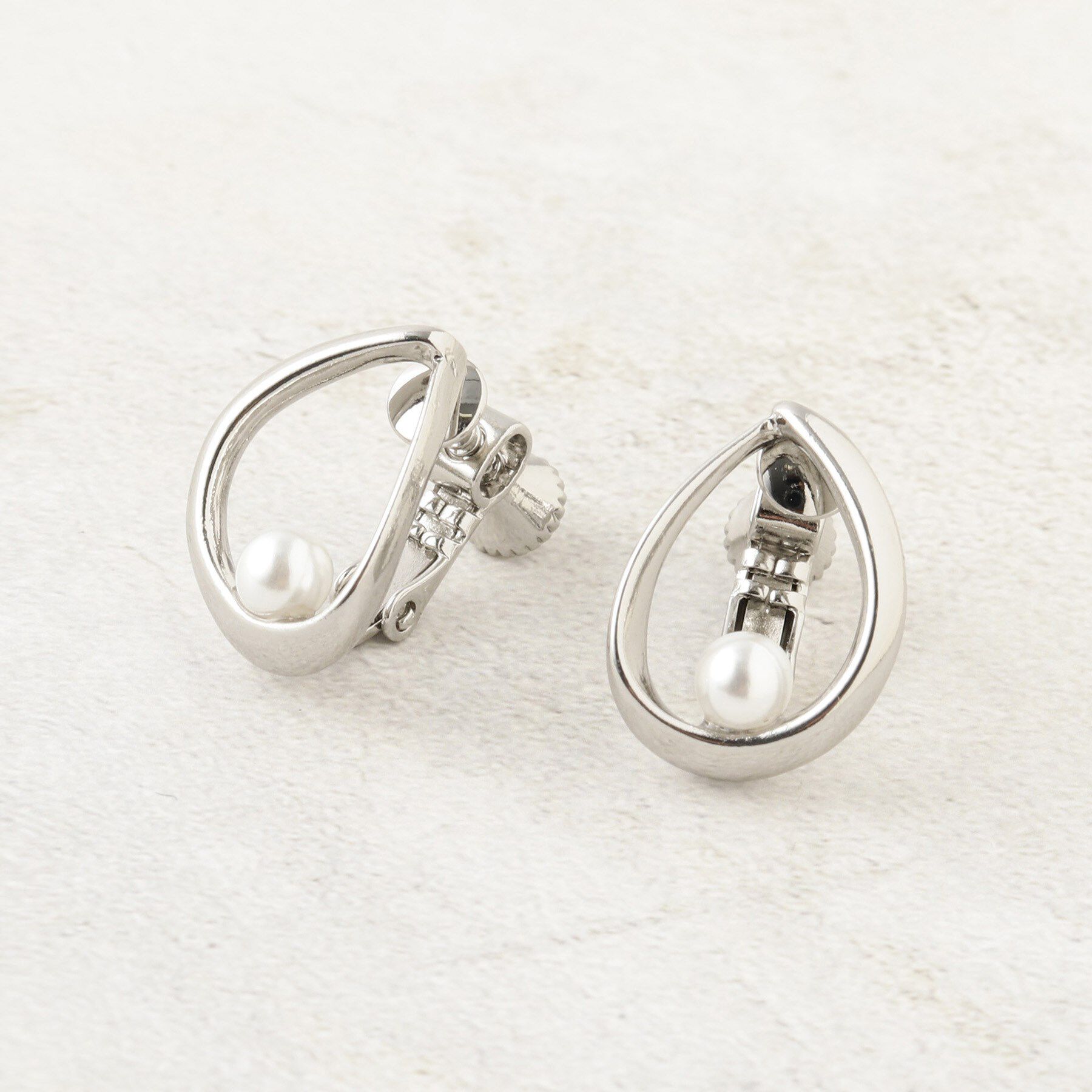 OPAQUE.CLIP「メタルリング&times;フェイクパールイヤリング」|イヤリング|シルバー(006)