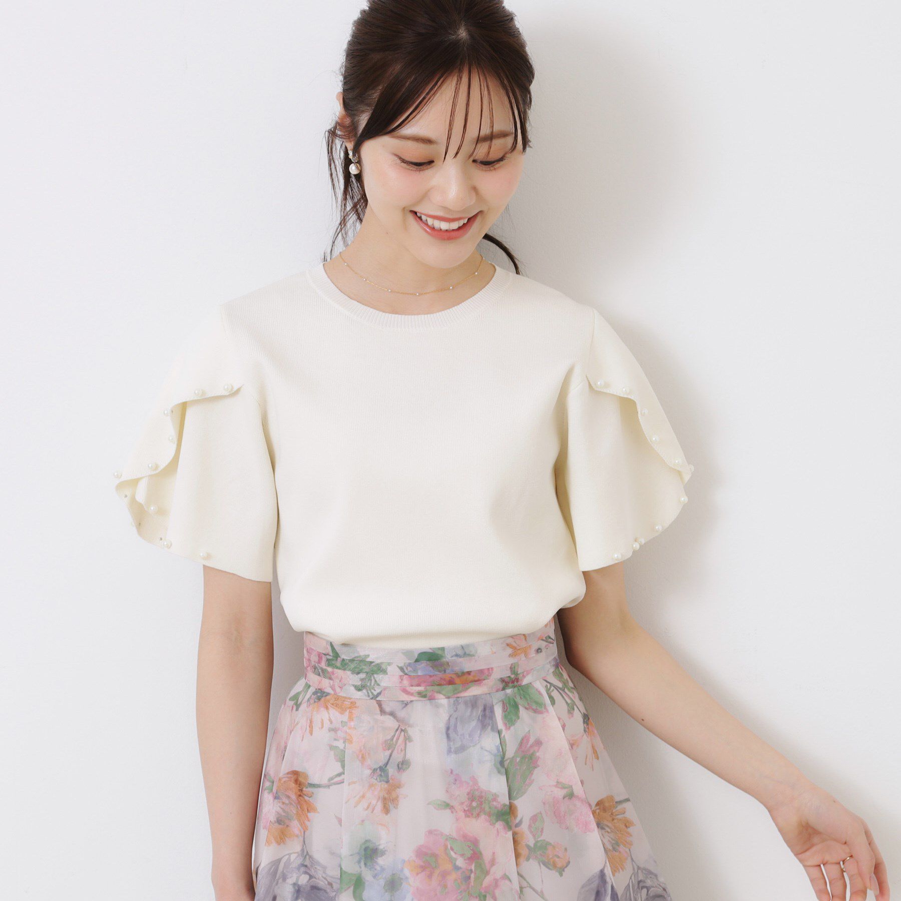 Couture broach「【一枚でキマる・華やか】パール調付チューリップ袖ニット」|ニット・セーター|