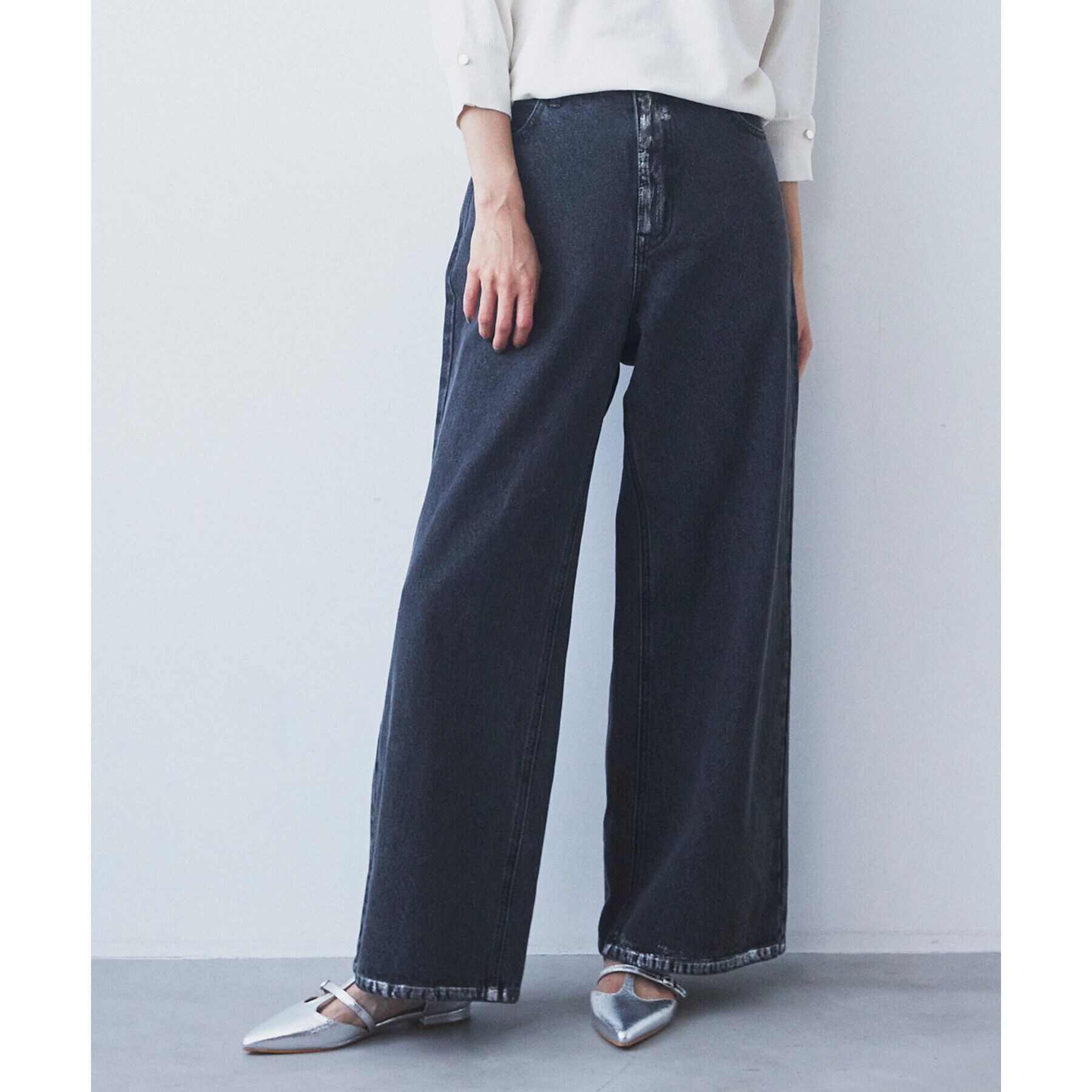 THE SHOP TK「【＠BAILA掲載】クリスタル＆箔プリントワイドデニムパンツ」|デニム|