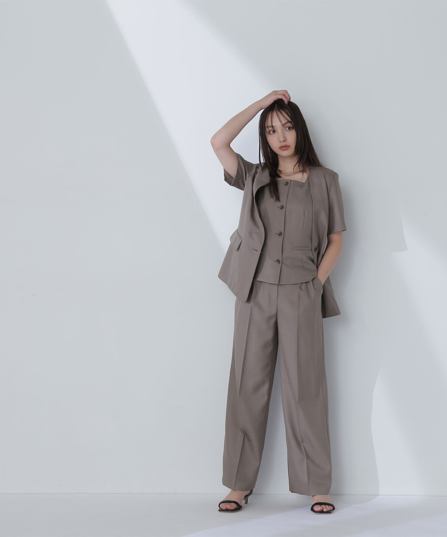  「リネンライクツイルシリーズ ハーフスリーブジャケット」|ブルゾン・スタジャン|