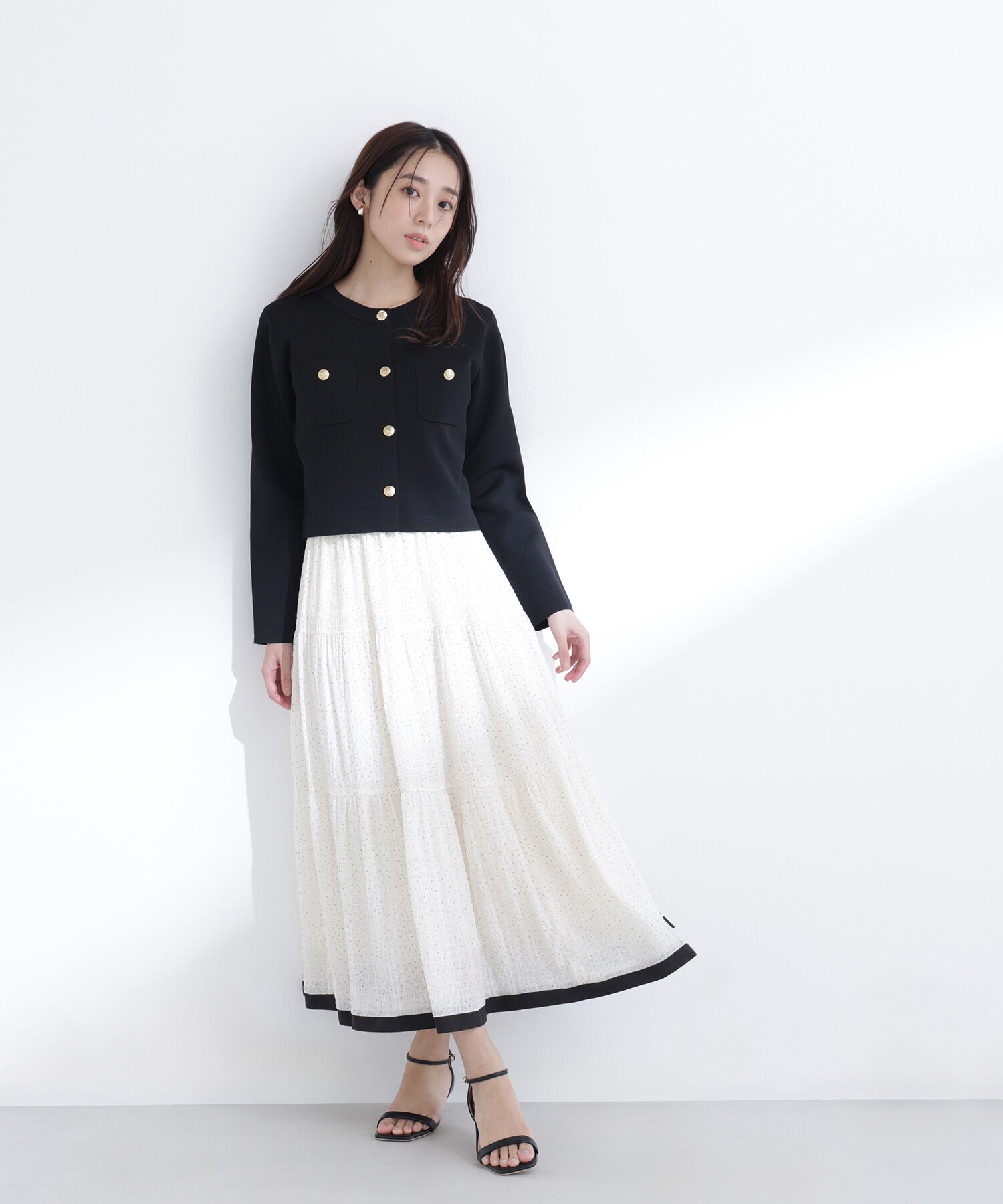  「エンブレムボタンニットジャケット」|ニット・セーター|