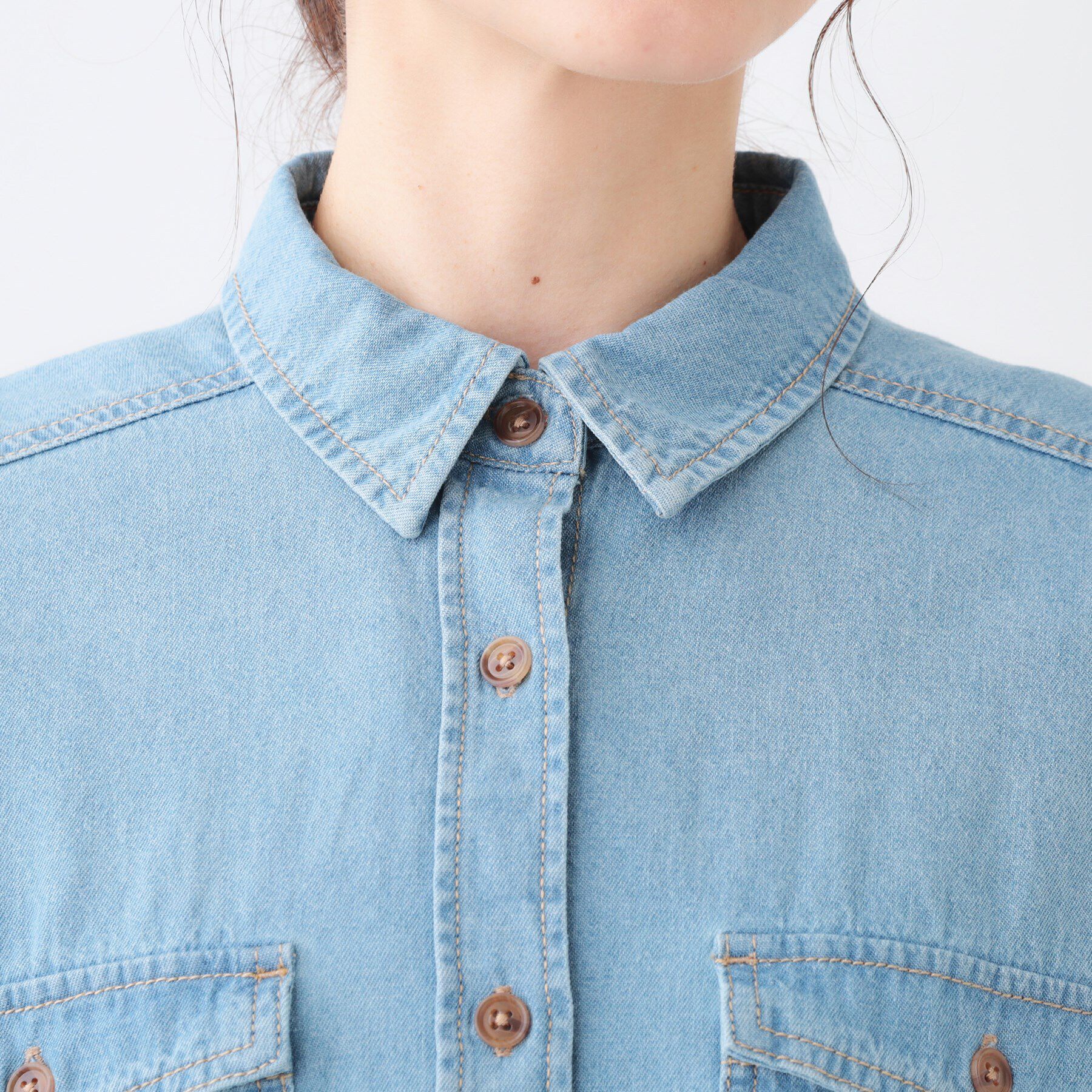 SHOO･LA･RUE「【洗える/S-LL】大人のこなれコーデに やわらかデニムシャツ」|シャツ・ブラウス|