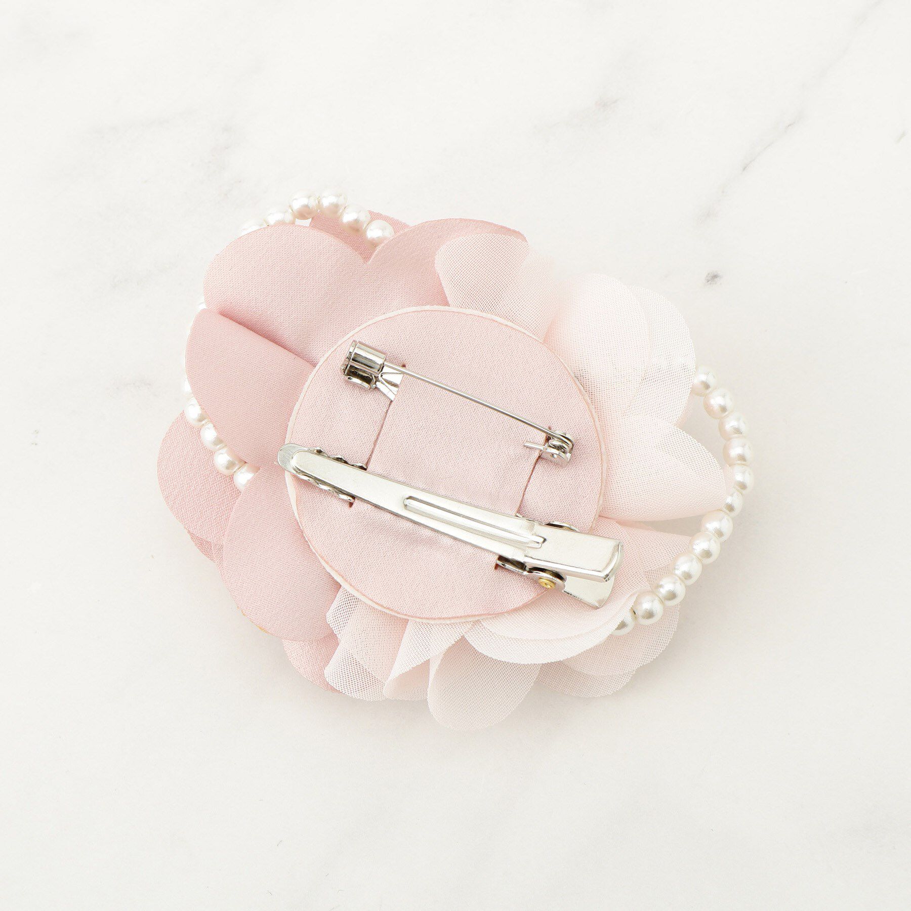 SHOO･LA･RUE「【セレモニー】Wフラワーコサージュ」|ブローチ・コサージュ|