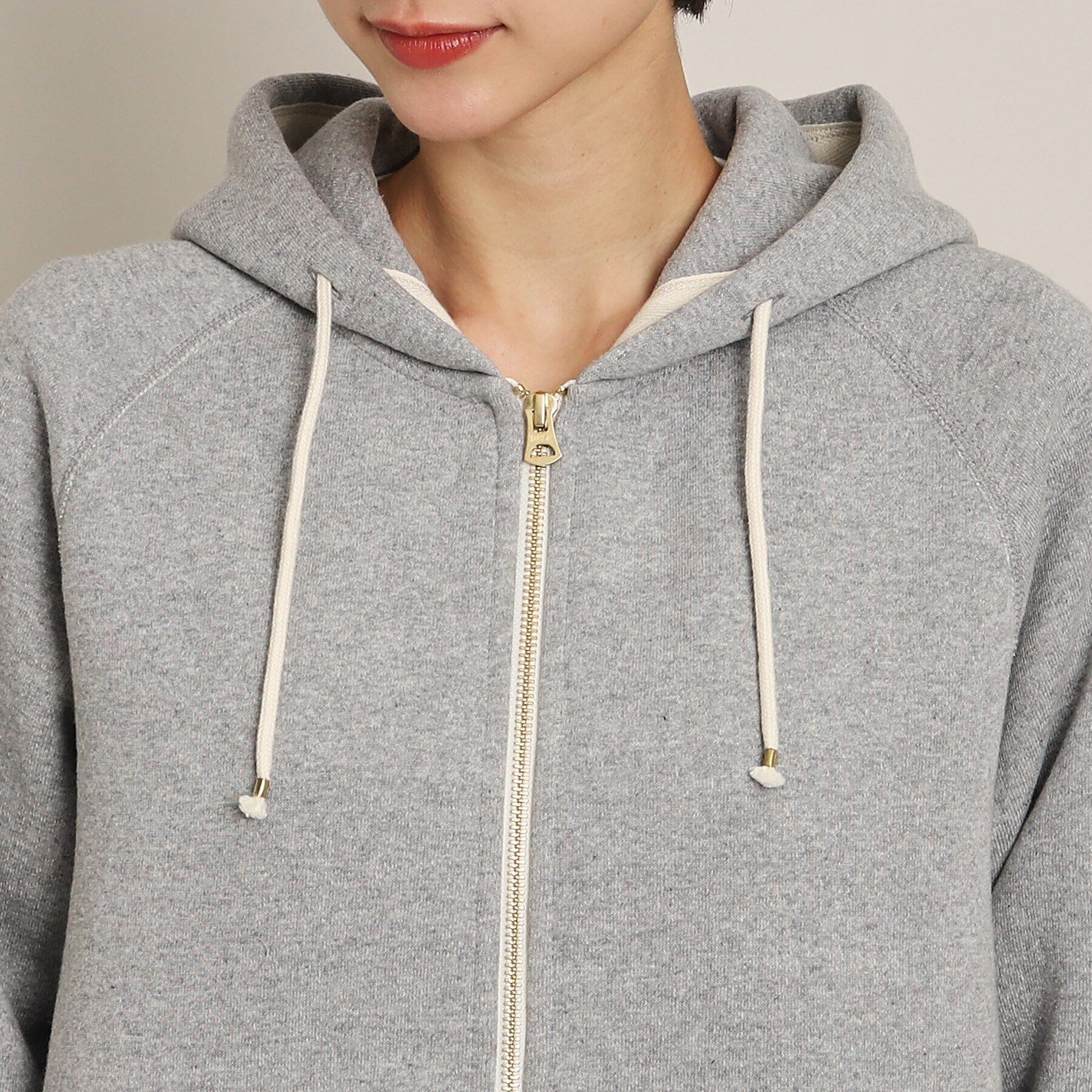 Dessin「【ユニセックス・日本製・洗える】吊り裏毛パーカ」|パーカー|