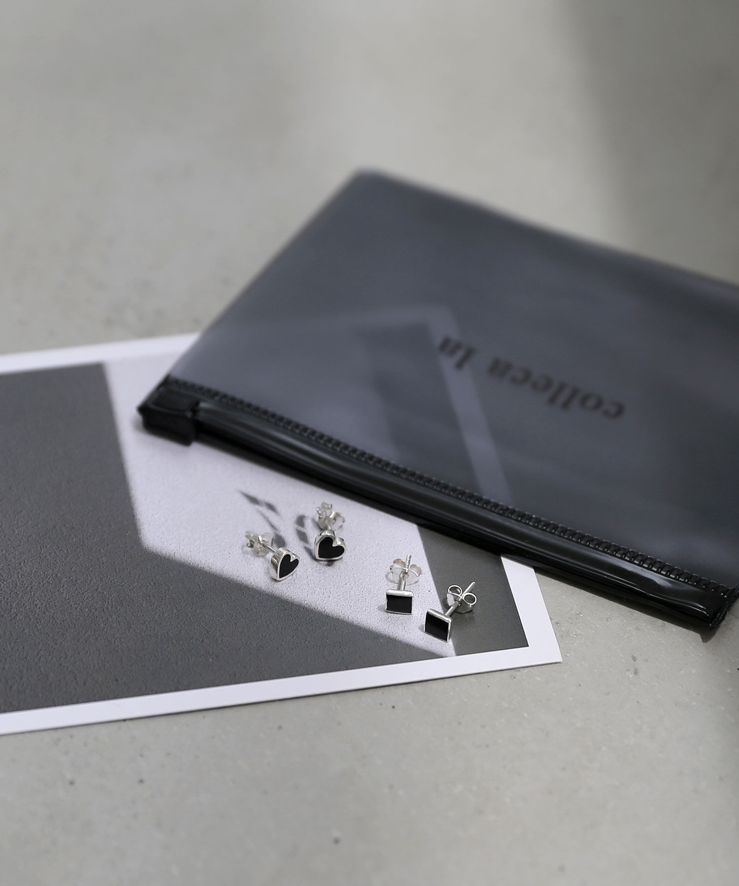  「[silver925]ミニスタッドピアス オニキス〈金属アレルギー対応〉」|ピアス|