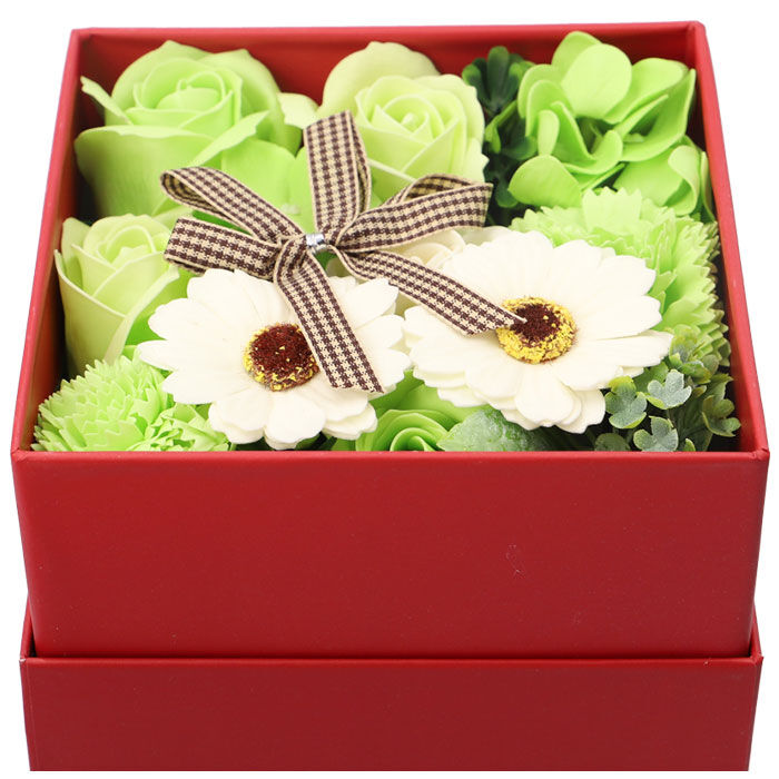 BACKYARD FAMILY「ソープフラワー ボックス 通販 入浴剤 フレグランスボックスアレンジ バスフレグランス 花の形」|入浴剤・バスグッズ|