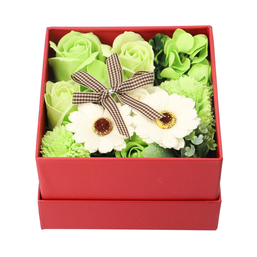 BACKYARD FAMILY「ソープフラワー ボックス 通販 入浴剤 フレグランスボックスアレンジ バスフレグランス 花の形」|入浴剤・バスグッズ|レッド1