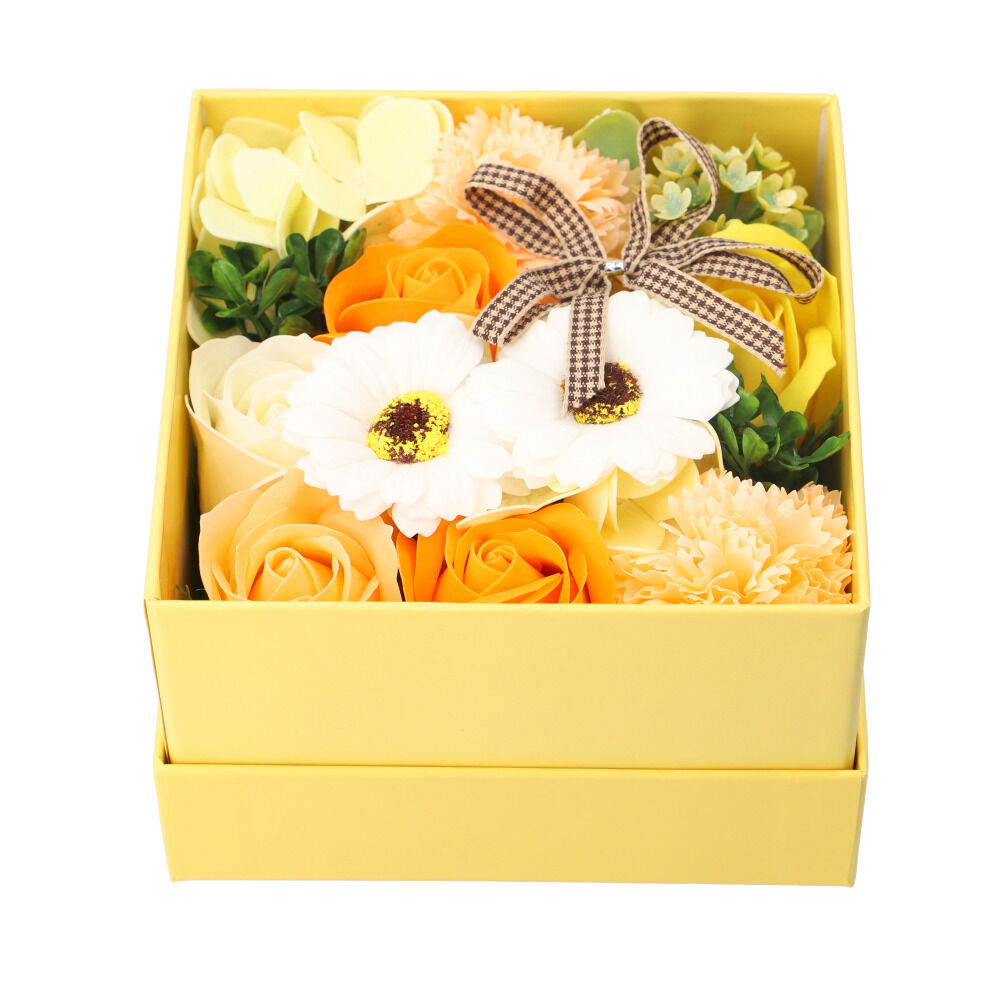 BACKYARD FAMILY「ソープフラワー ボックス 通販 入浴剤 フレグランスボックスアレンジ バスフレグランス 花の形」|入浴剤・バスグッズ|オレンジ1