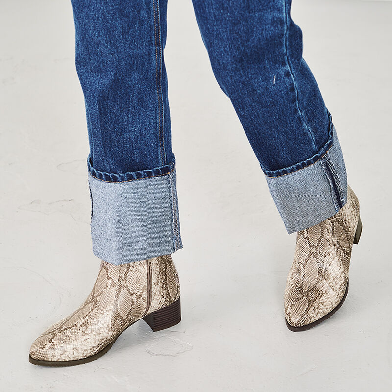 WA Oriental TRaffic「ポインテッドトゥ切替ヒールブーツ/22405」|ショートブーツ|