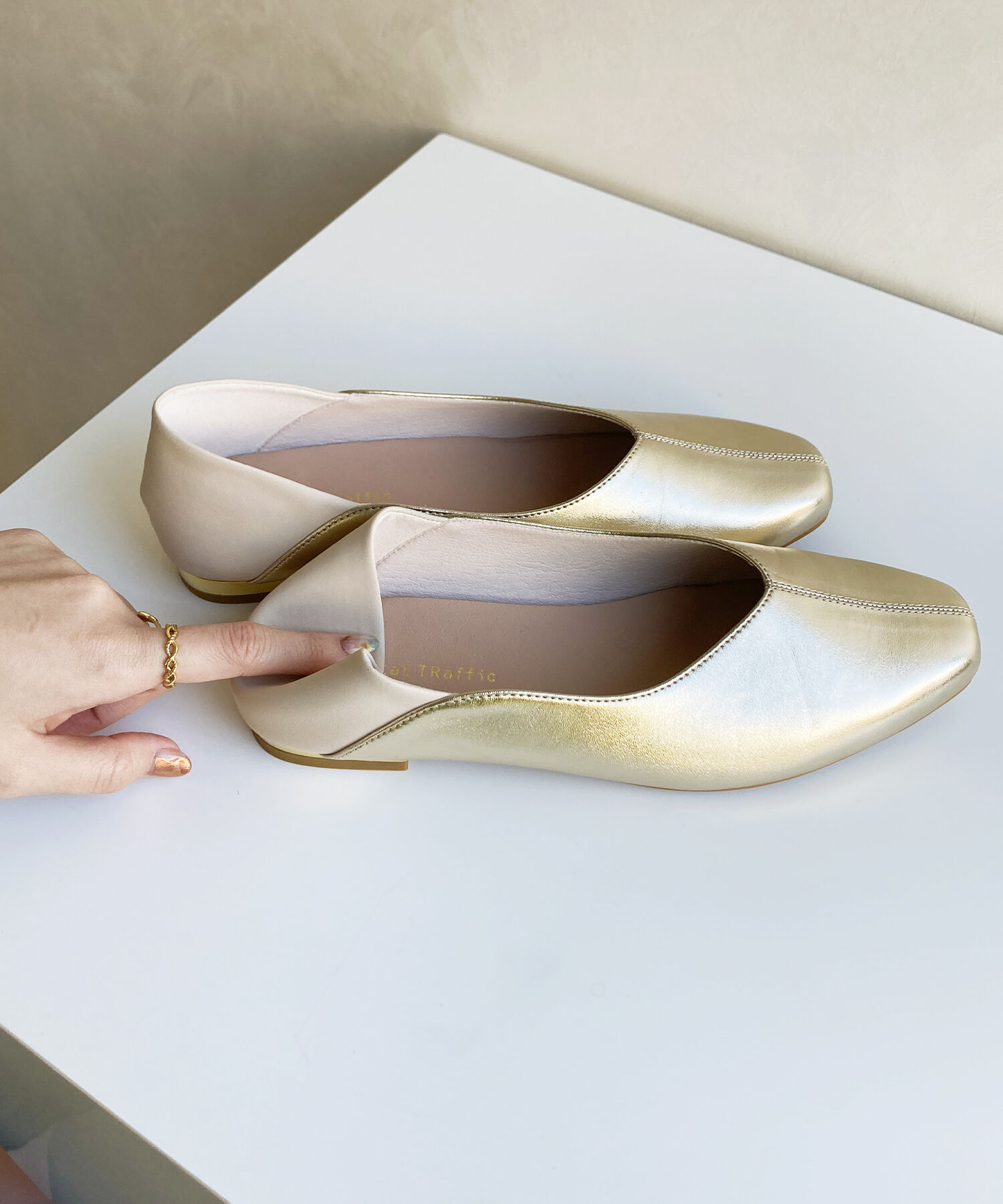 ORiental TRaffic「●通年使える●センターシームバブーシュ/51107 パンプス フラット 柔らかい」|パンプス|